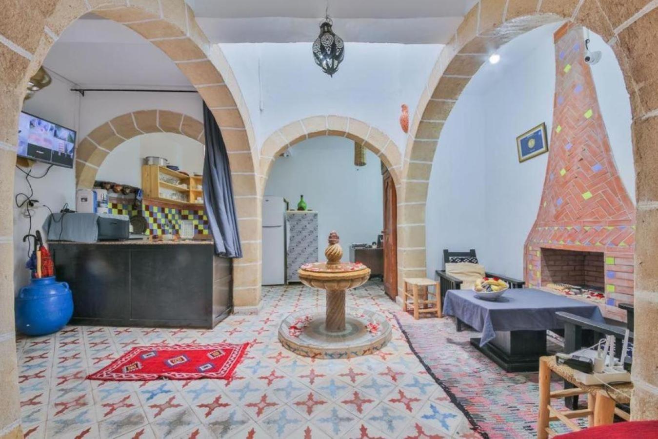 Riad Aylal Essaouira Bagian luar foto